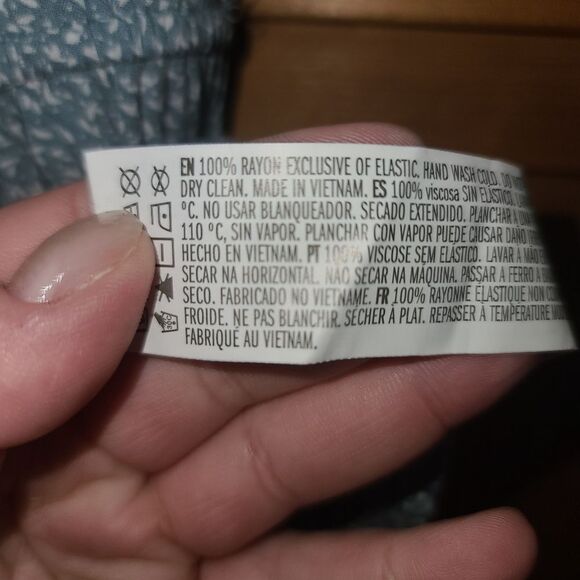 Forever 21 Short Sleeve Romper Size L - Picture 3 of 7